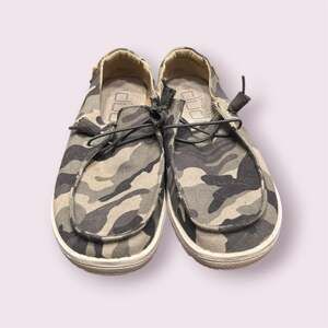 Hey Dude Wendy Camo Slip-On Shoes Women's Size 6